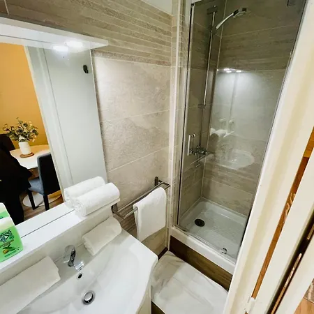 Ocean Furnished Flat Daire *